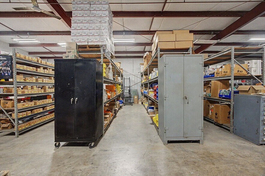 More Photos Of 254 Commerce Ct, Hopkinsville Industrial For Sale