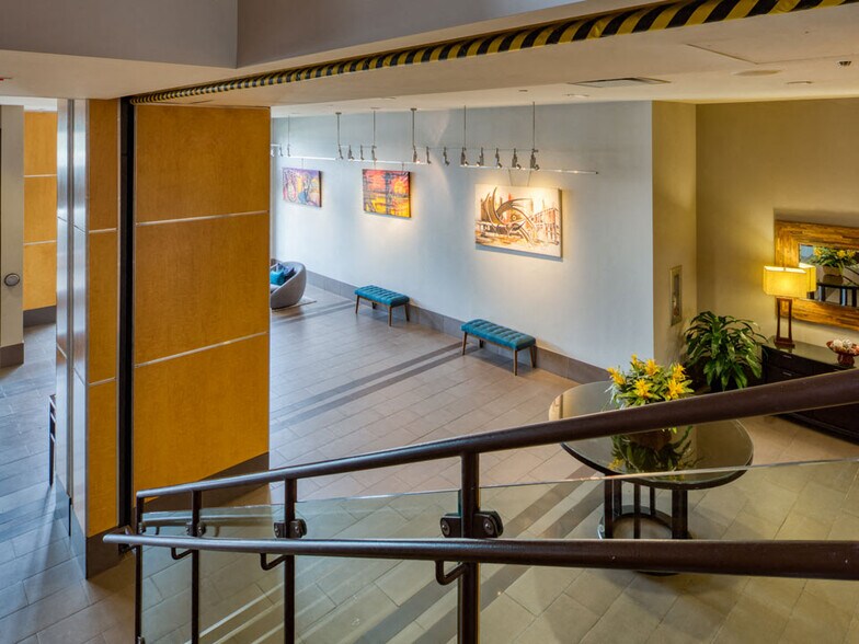 More Photos Of 670 Downey Green, Hampton Apartments For Sale