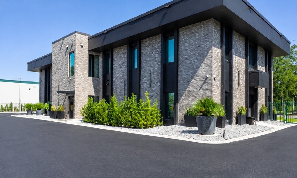 More Photos Of 7335 Lake Ellenor Dr, Orlando Office For Sale