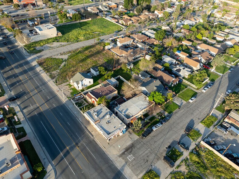 More Photos Of 1101 N Mount Vernon Ave, San Bernardino Freestanding For Sale