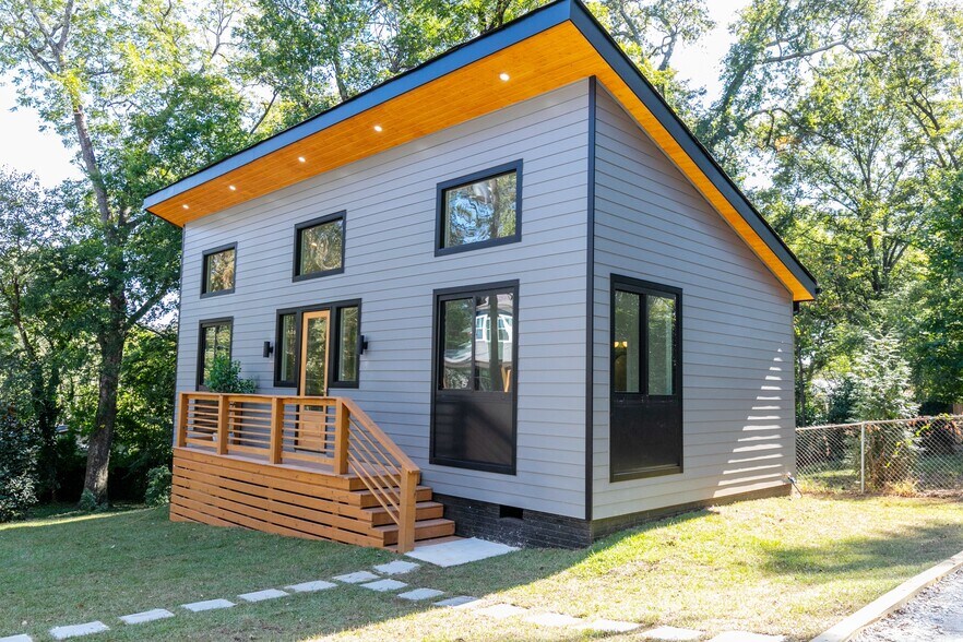 More Photos Of 120 Howard St SE, Atlanta Multifamily For Sale