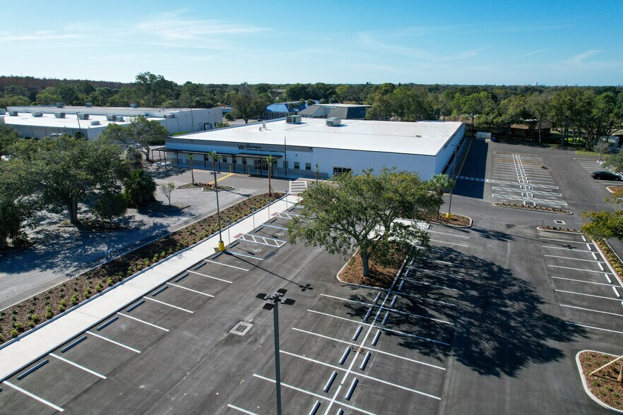 More Photos Of 26286 U.S. Highway 19 N, Clearwater Freestanding For Sale