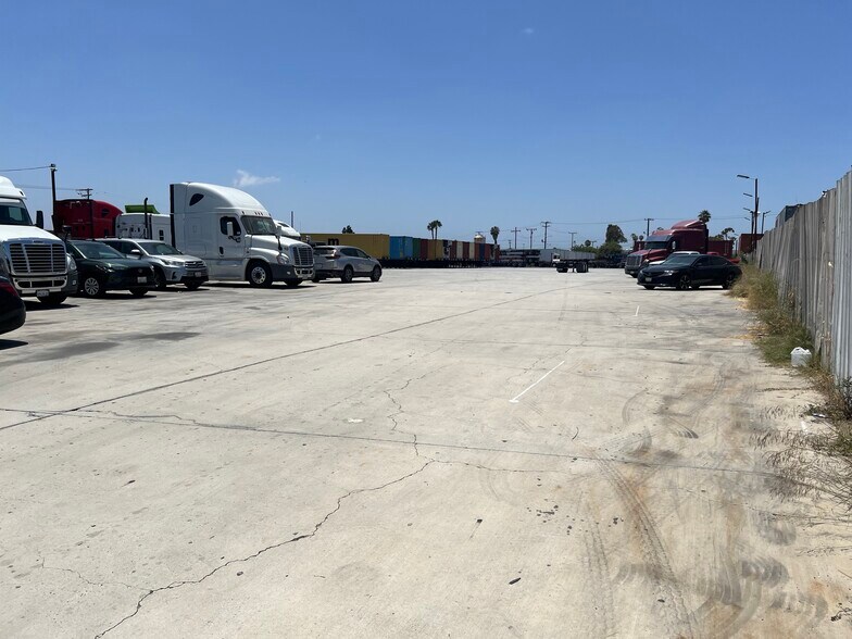 More Photos Of 14725 S Maple Ave, Gardena Land For Lease