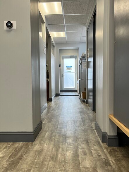 More Photos Of 51 Smart Ave, Yonkers Office For Sale