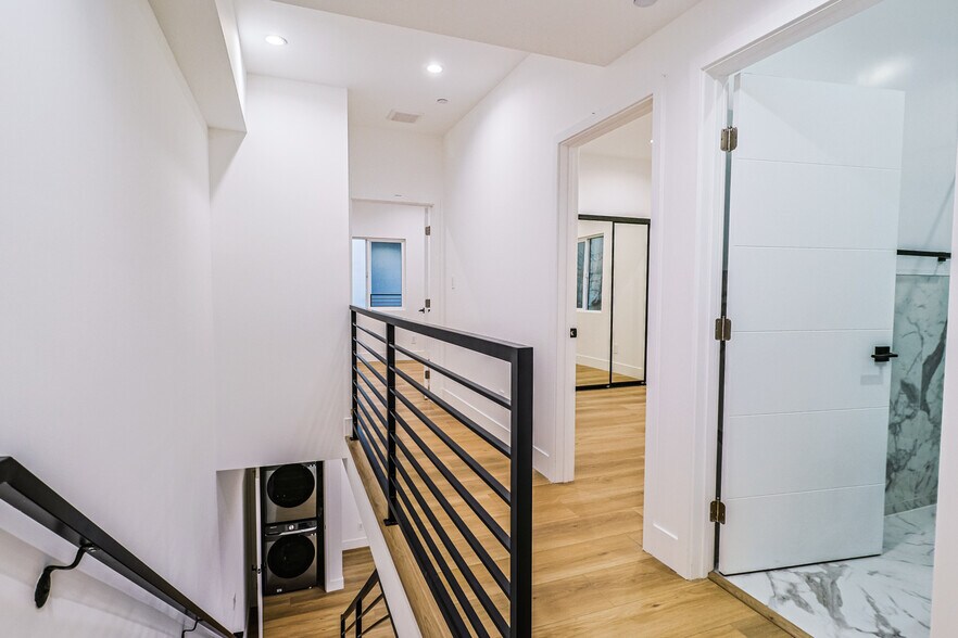 More Photos Of 4842 W 17th St, Los Angeles Apartments For Sale