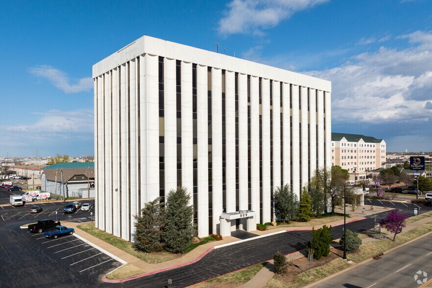 Primary Photo Of 909 S Meridian Ave, Oklahoma City Office For Lease
