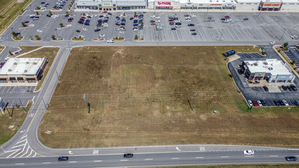 More Photos Of 115-145 Mcs Blvd, Sylacauga General Retail For Lease