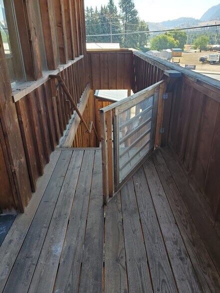 More Photos Of 900 E Methow Valley Hwy, Twisp Apartments For Sale