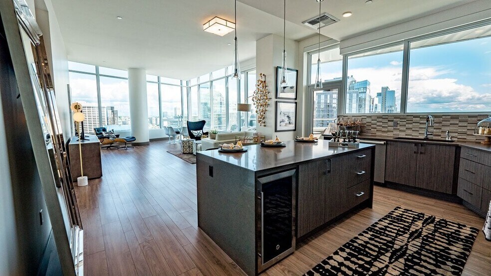 More Photos Of 2015 2nd Ave, Seattle Apartments For Lease