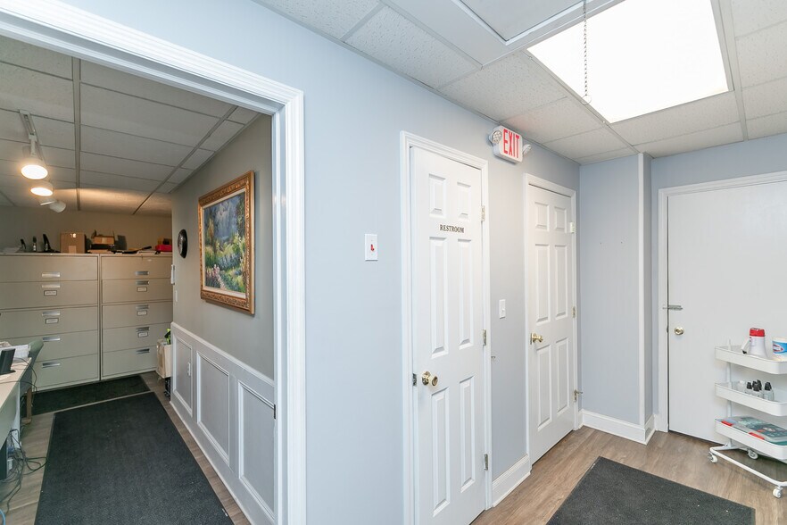 More Photos Of 56 US 46 Hwy, Columbia Distribution For Lease