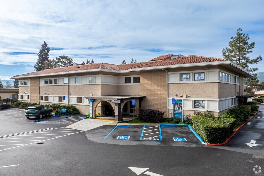 More Photos Of 9260 Alcosta Blvd, San Ramon Medical For Lease