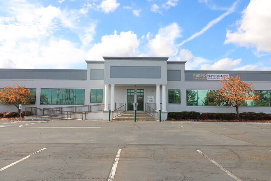 More Photos Of 826 Newtown Yardley Rd, Newtown Office For Sale