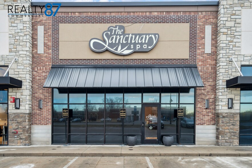 Primary Photo Of 2931 7th Ave, Marion General Retail For Lease