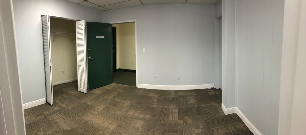 More Photos Of 2787 E Oakland Park Blvd, Fort Lauderdale Office For Lease