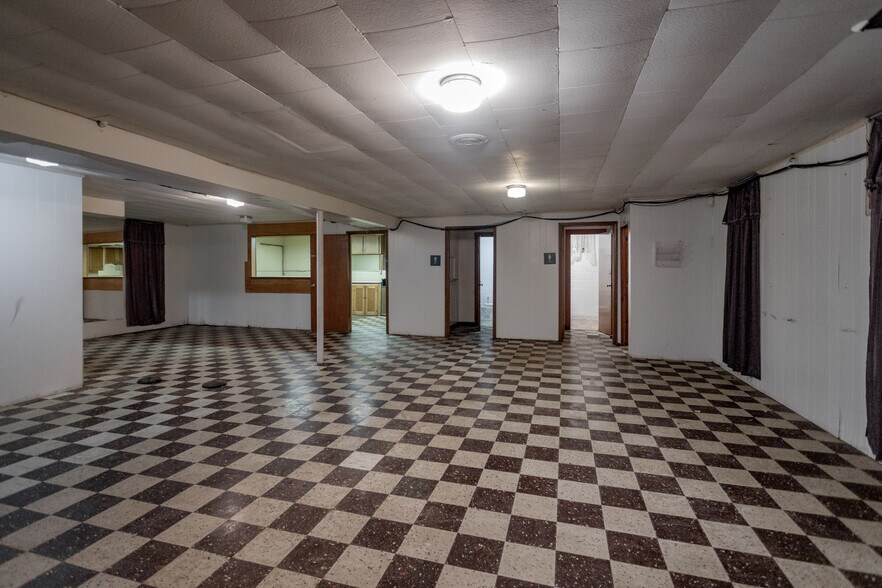 More Photos Of 14873 Collinson St, Eastpointe Religious Facility For Sale