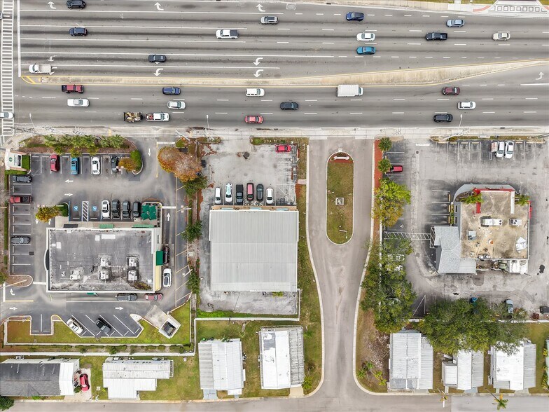 More Photos Of 2475 E Bay Dr, Largo Freestanding For Lease