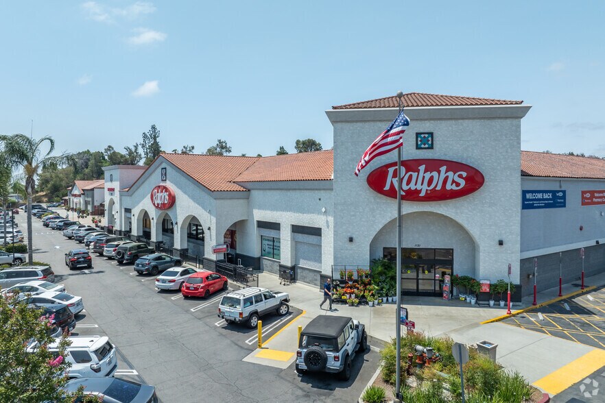 More Photos Of 1001-1235 N Harbor Blvd, Fullerton Unknown For Lease