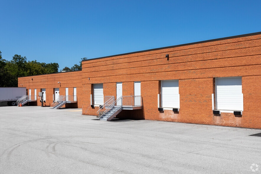 More Photos Of 8989 Herrmann Dr, Columbia Light Distribution For Lease