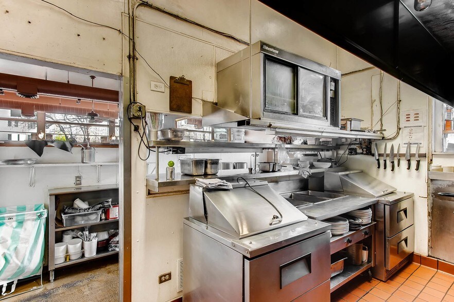 More Photos Of 620-630 E 17th Ave, Denver Storefront Retail Office For Sale