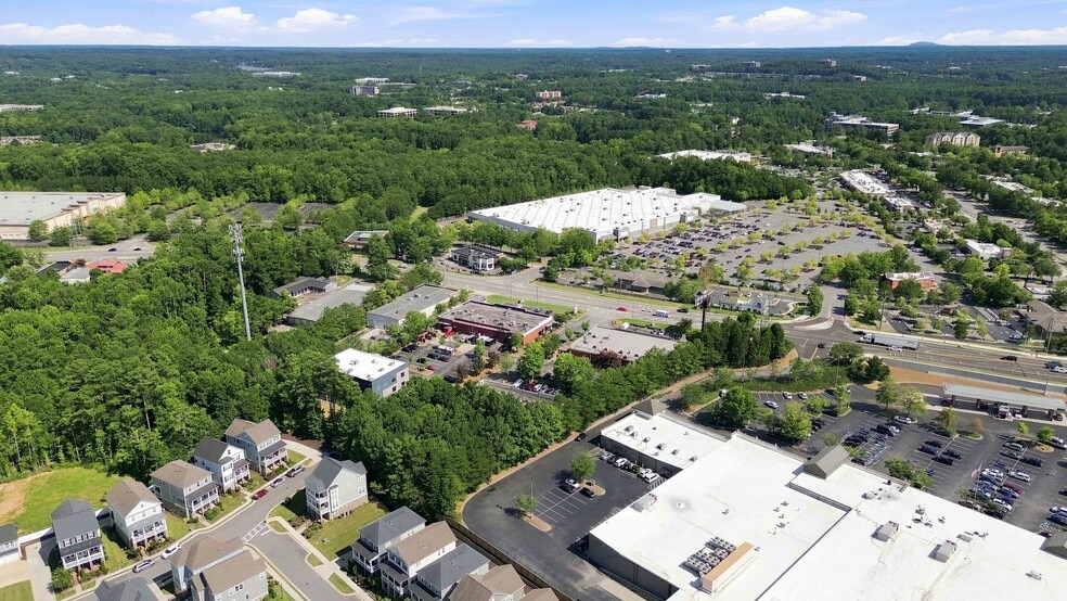More Photos Of 12872 State Highway 9, Alpharetta Storefront For Lease