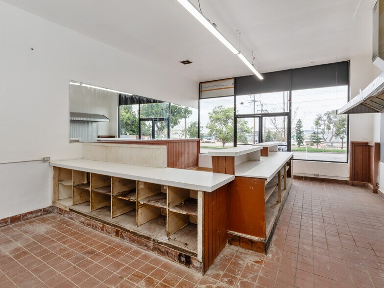 More Photos Of 202-204 E Imperial Ave, El Segundo Storefront For Lease