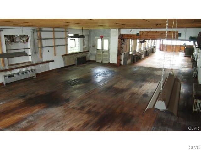 More Photos Of 324-326 Washington St, Walnutport Office For Sale