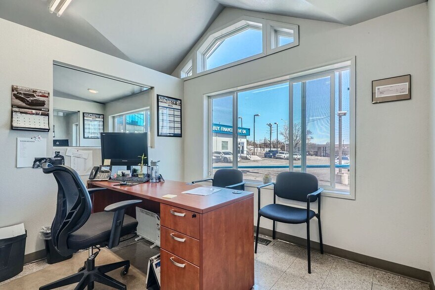 More Photos Of 6401 Federal Blvd, Denver Auto Repair For Lease
