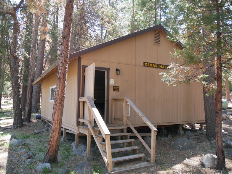 More Photos Of 42193 Seven Oaks Road, Angelus Oaks Specialty For Sale