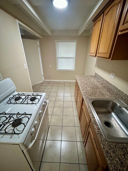 More Photos Of 21447-461 Ocean View Dr, Hayward Apartments For Sale