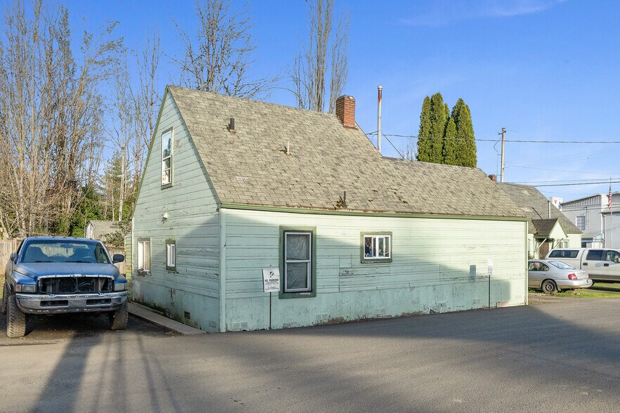 More Photos Of 764 NE Main St, Willamina Manufactured Housing Mobile Home Park For Sale