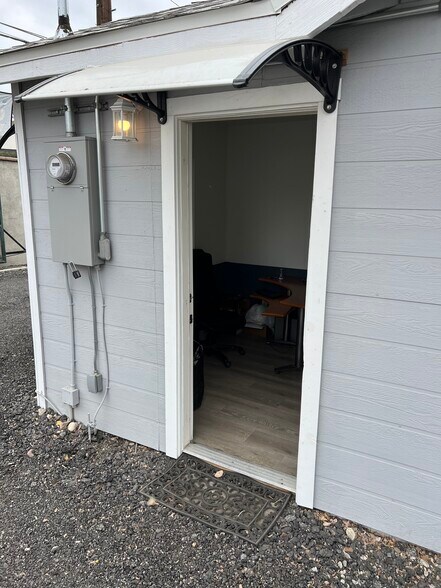 More Photos Of 17035 Sierra Hwy, Santa Clarita Coworking Space