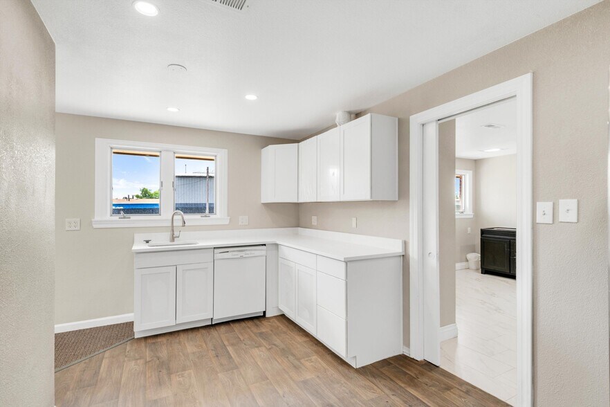 More Photos Of 2880 W 92nd Ave, Federal Heights Office Residential For Sale