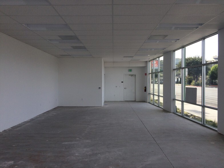 More Photos Of 4280 Senter Rd, San Jose Storefront Retail Office For Lease