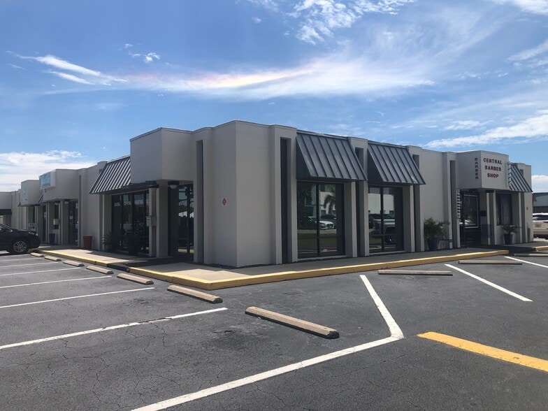 More Photos Of 21234 Olean Blvd, Port Charlotte Storefront Retail Office For Lease