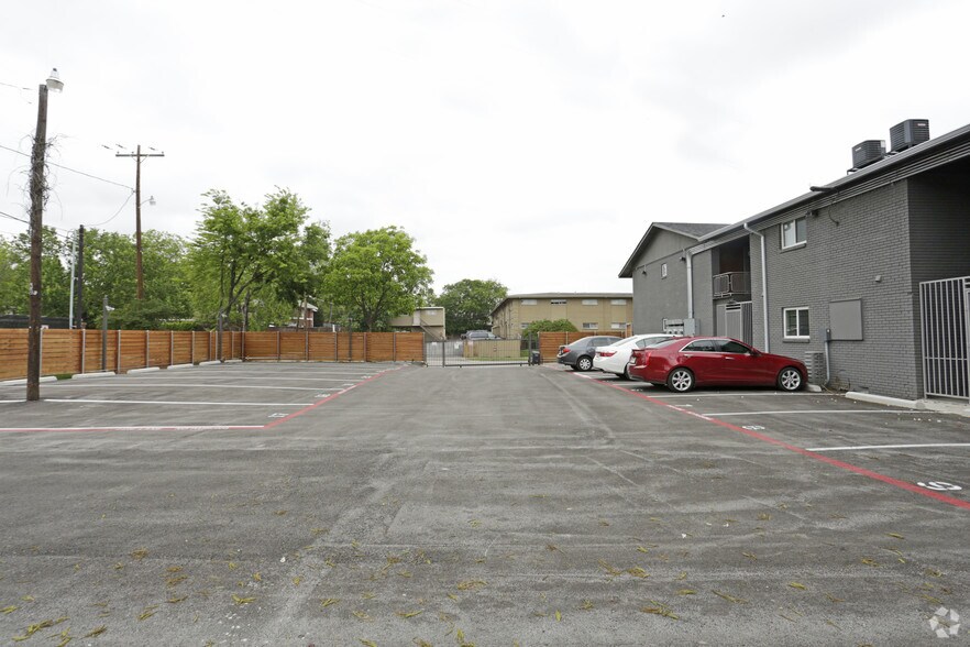 More Photos Of 4931 Gaston Ave, Dallas Apartments For Sale