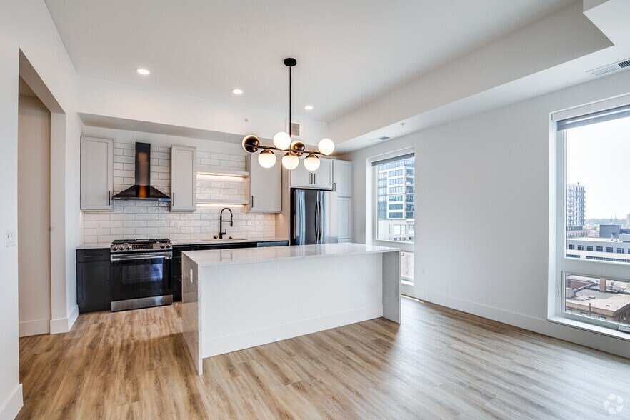 More Photos Of 650 Portland Ave S, Minneapolis Apartments For Lease