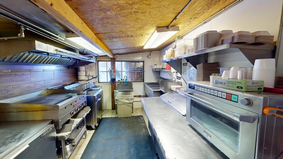 More Photos Of 173 S Gunnison Ave, Lake City Restaurant For Sale