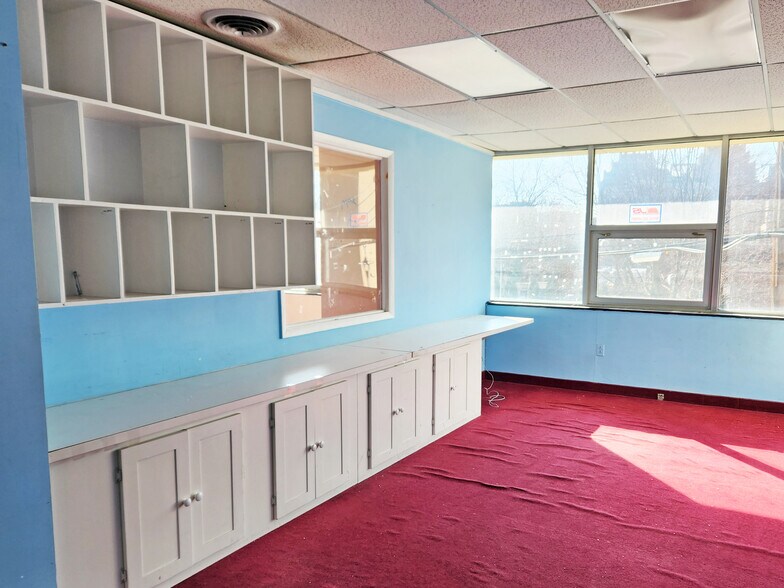 More Photos Of 4707-4711 Chase Ave, Bethesda Freestanding For Lease