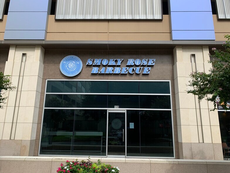 More Photos Of 3417 Gaston Ave, Dallas Office For Sale