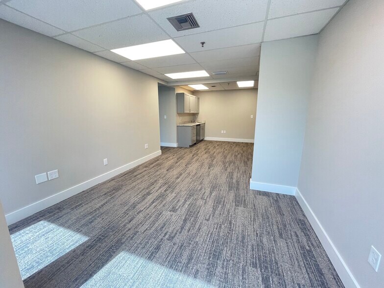 More Photos Of 633 S Andrews Ave, Fort Lauderdale Office For Lease