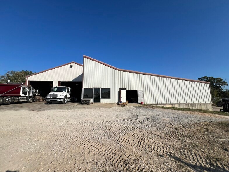 More Photos Of 6468 US Highway 63, West Plains Land For Sale