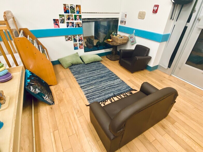 More Photos Of 2370 Walton Blvd, Rochester Hills Medical For Sale