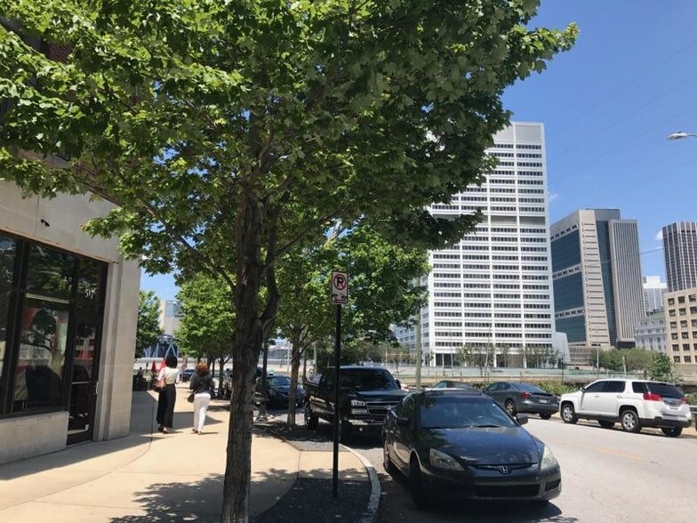 More Photos Of 333 Nelson St SW, Atlanta Apartments For Lease