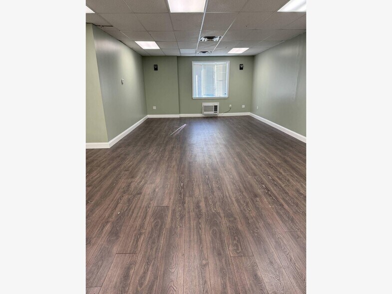 More Photos Of 334-338 Harris Hill Rd, Williamsville Office For Lease