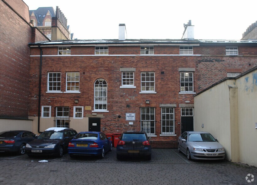More Photos Of 62 Wellington St, Leeds Office For Lease