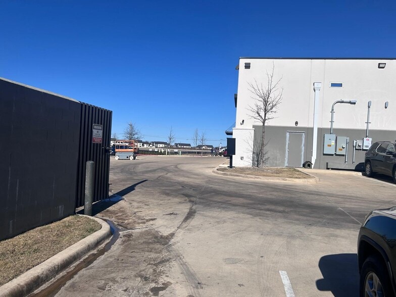 More Photos Of 200 Cypress Bend, Princeton Medical For Lease