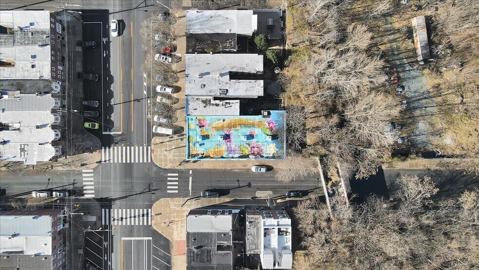 More Photos Of 2531 E Lehigh Ave, Philadelphia Storefront Retail Office For Sale