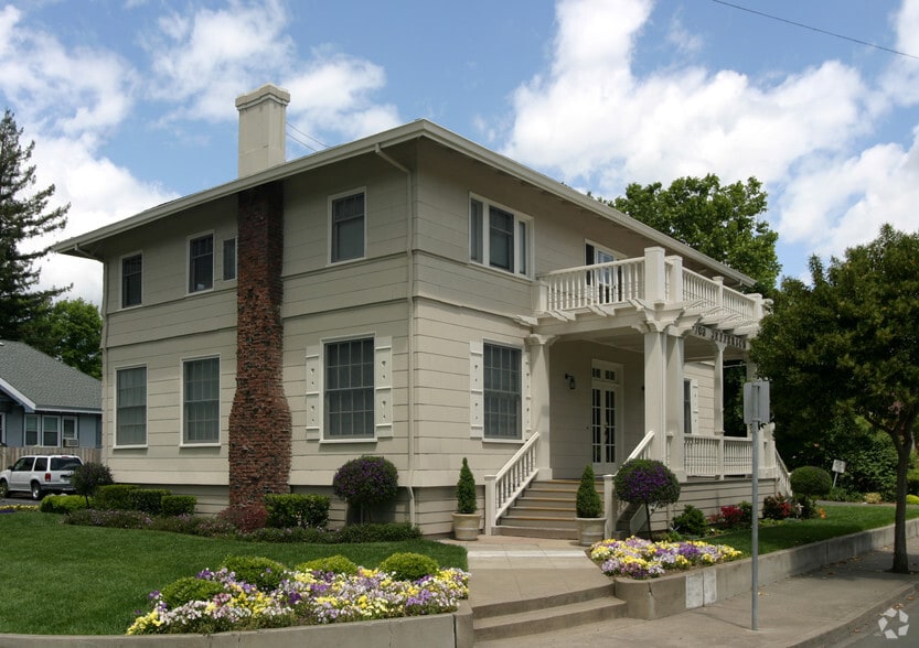 More Photos Of 703 Jefferson St, Napa Office For Lease