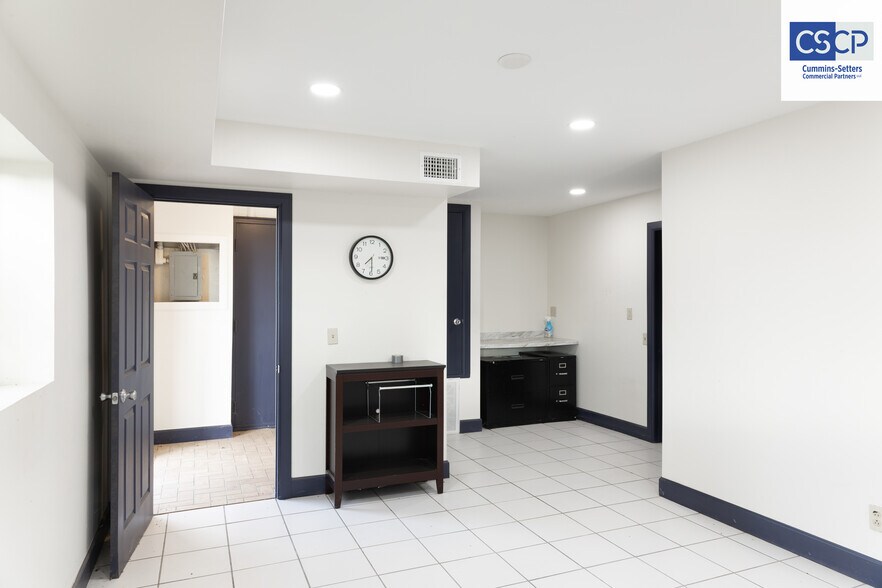 More Photos Of 1175 State Hwy 19, Chickasha Manufacturing For Lease