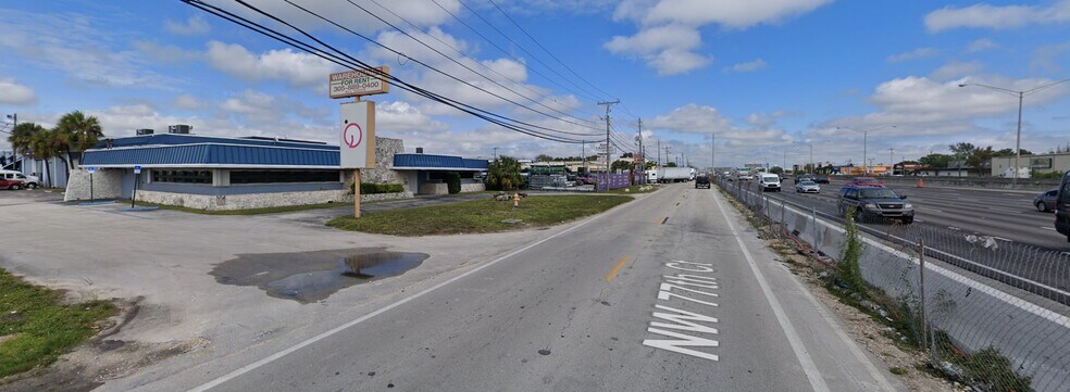 More Photos Of 8300-8376 NW 74th Ave, Medley Warehouse For Lease